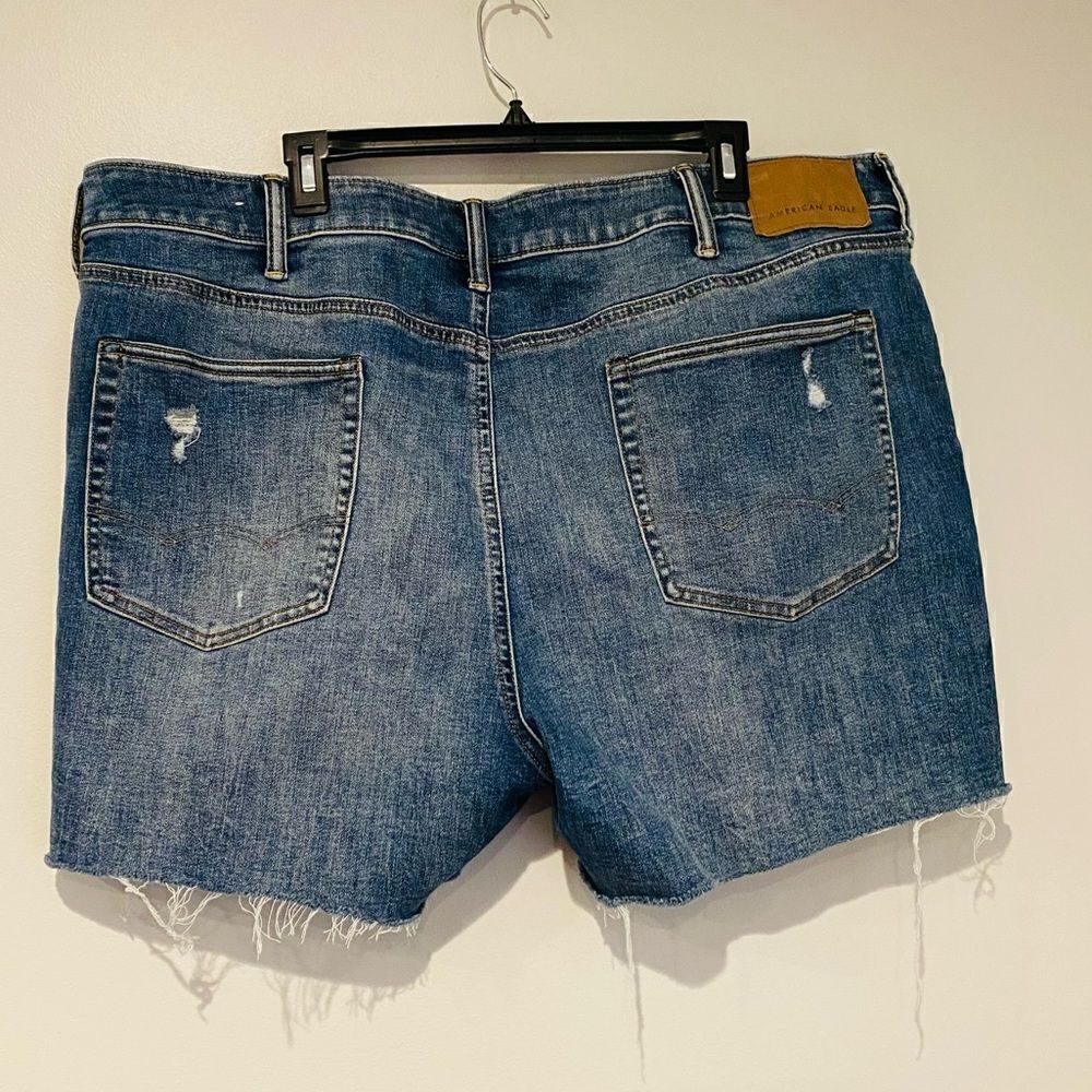 AEO Airflex + Distressed Raw Hem Denim Shorts Size 42 - Picture 2 of 5